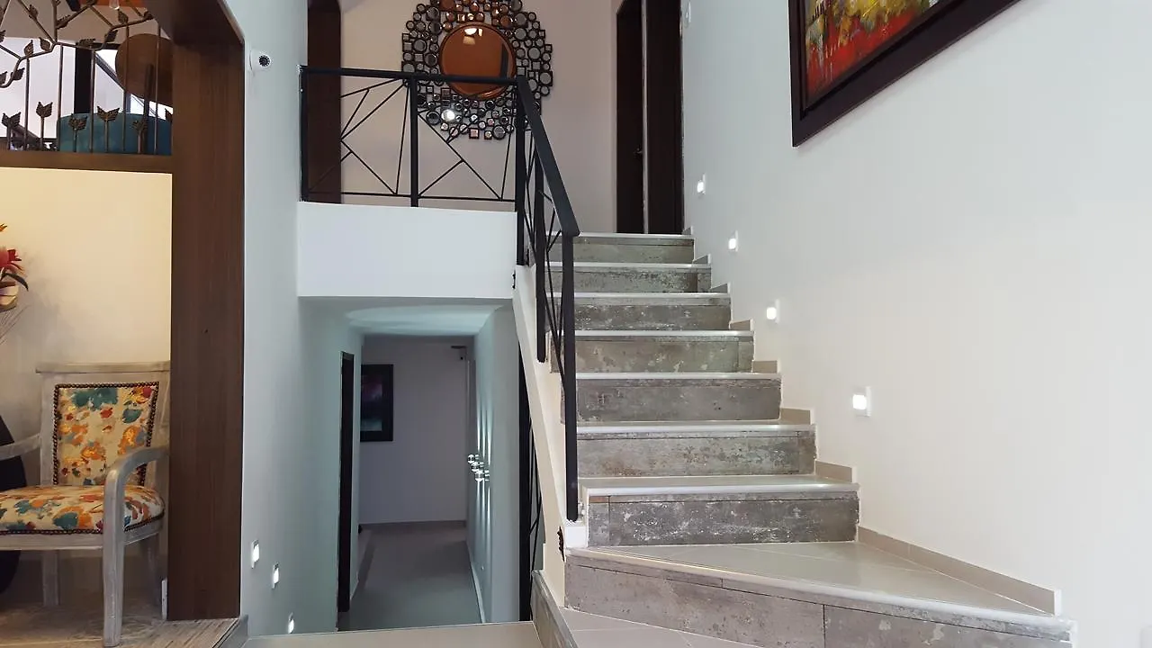 Riviere Boutique Hotel Medellín 4*,